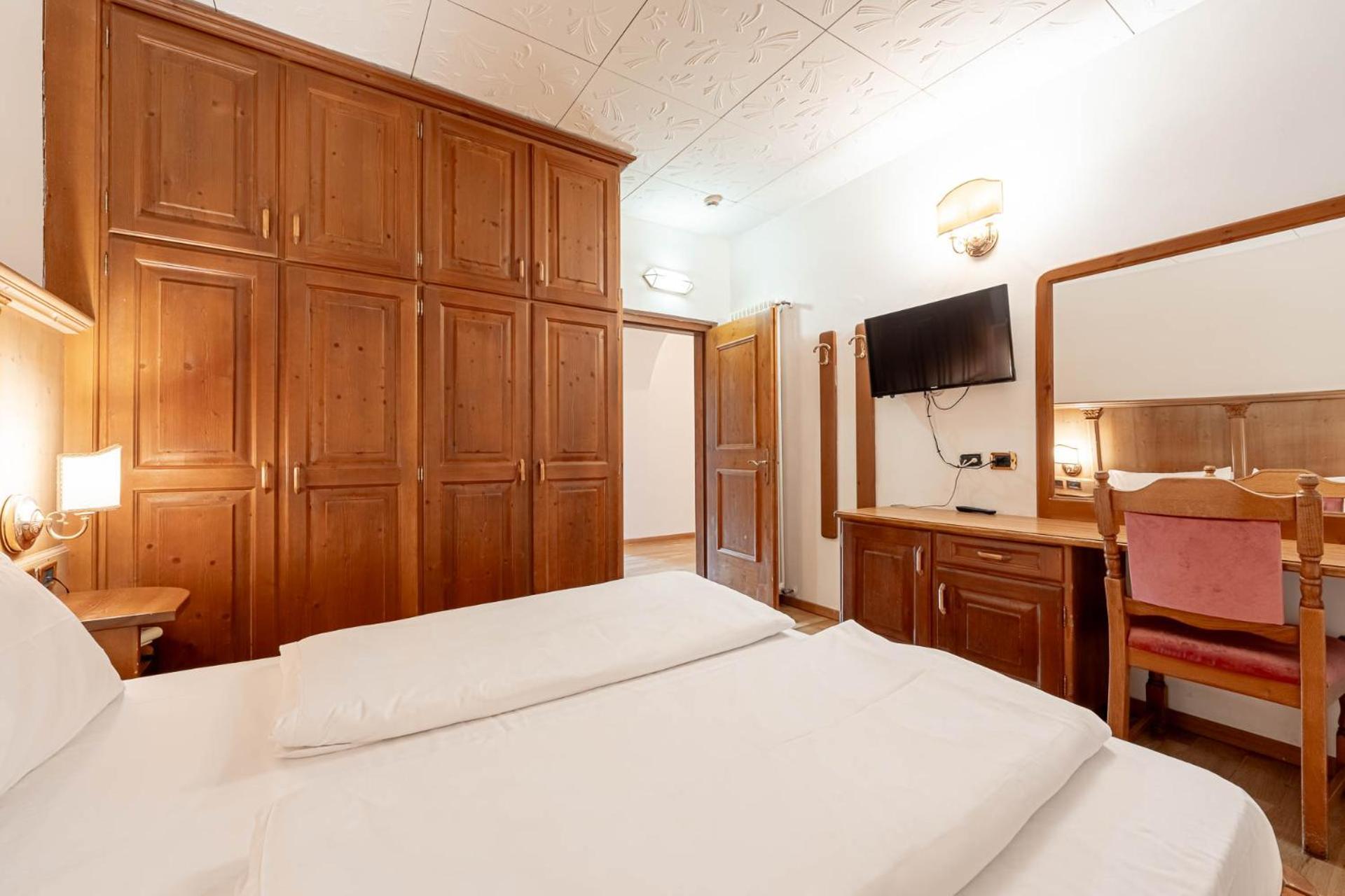Hotel Dolomiti Schloss Canazei Dış mekan fotoğraf