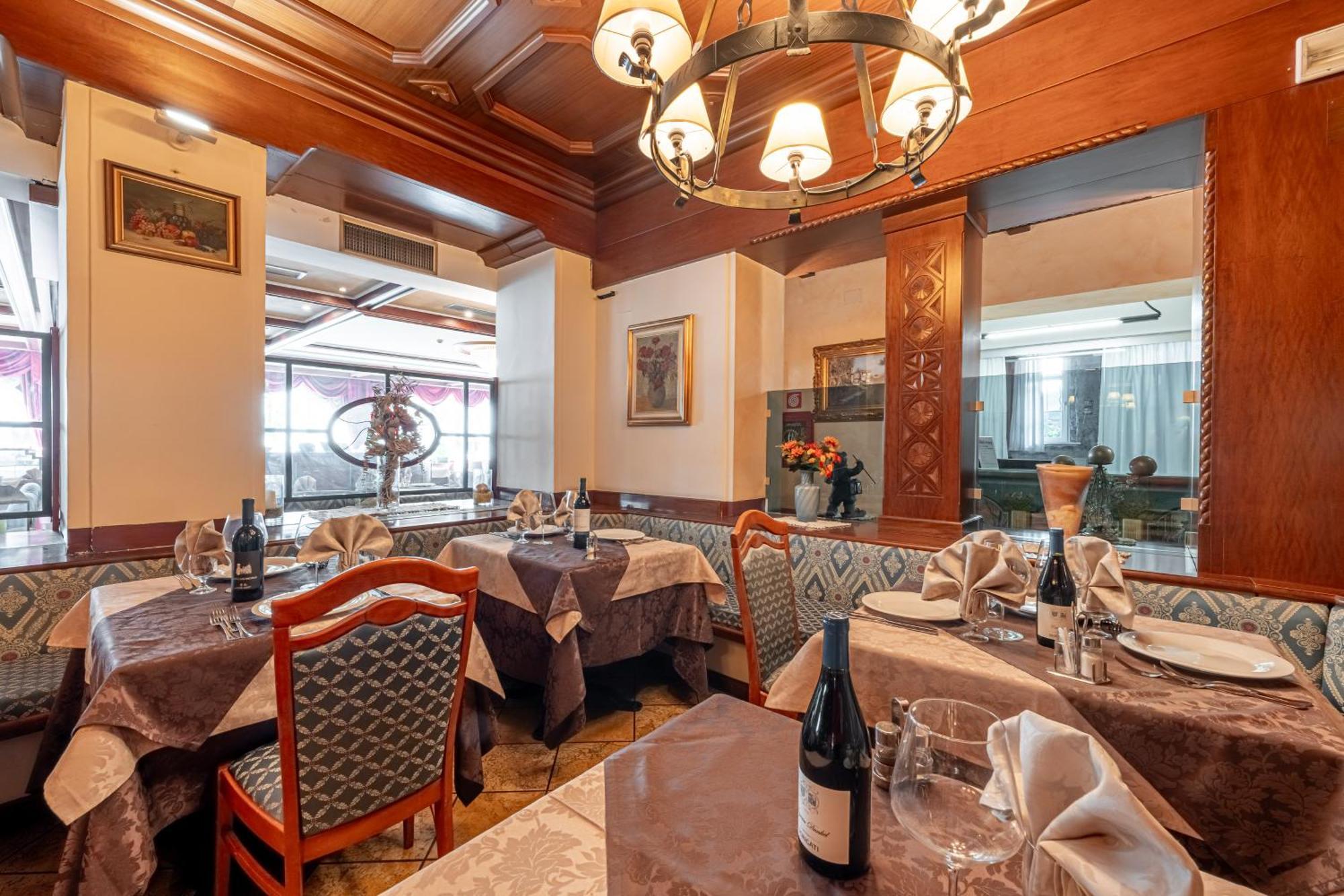 Hotel Dolomiti Schloss Canazei Dış mekan fotoğraf