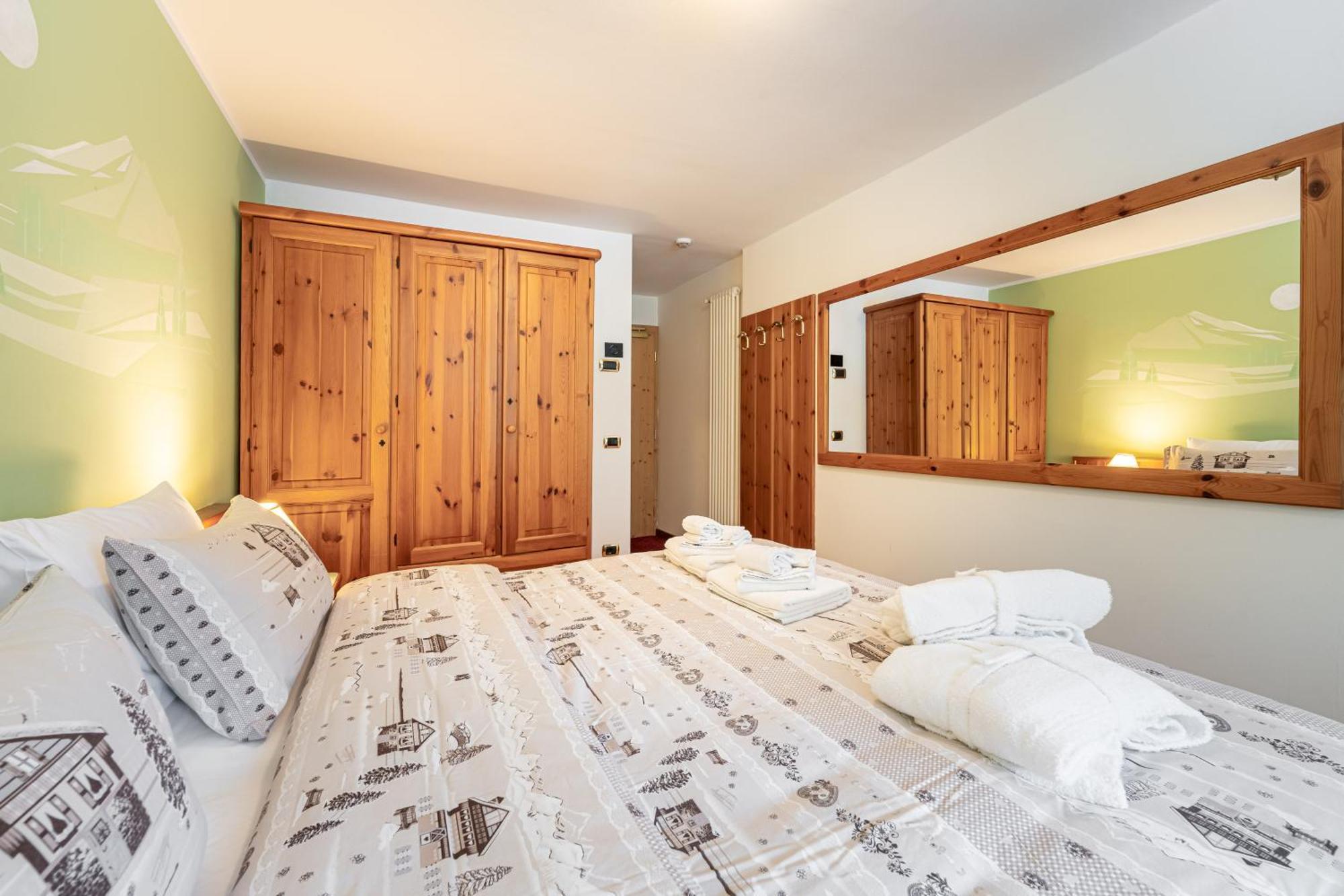 Hotel Dolomiti Schloss Canazei Dış mekan fotoğraf