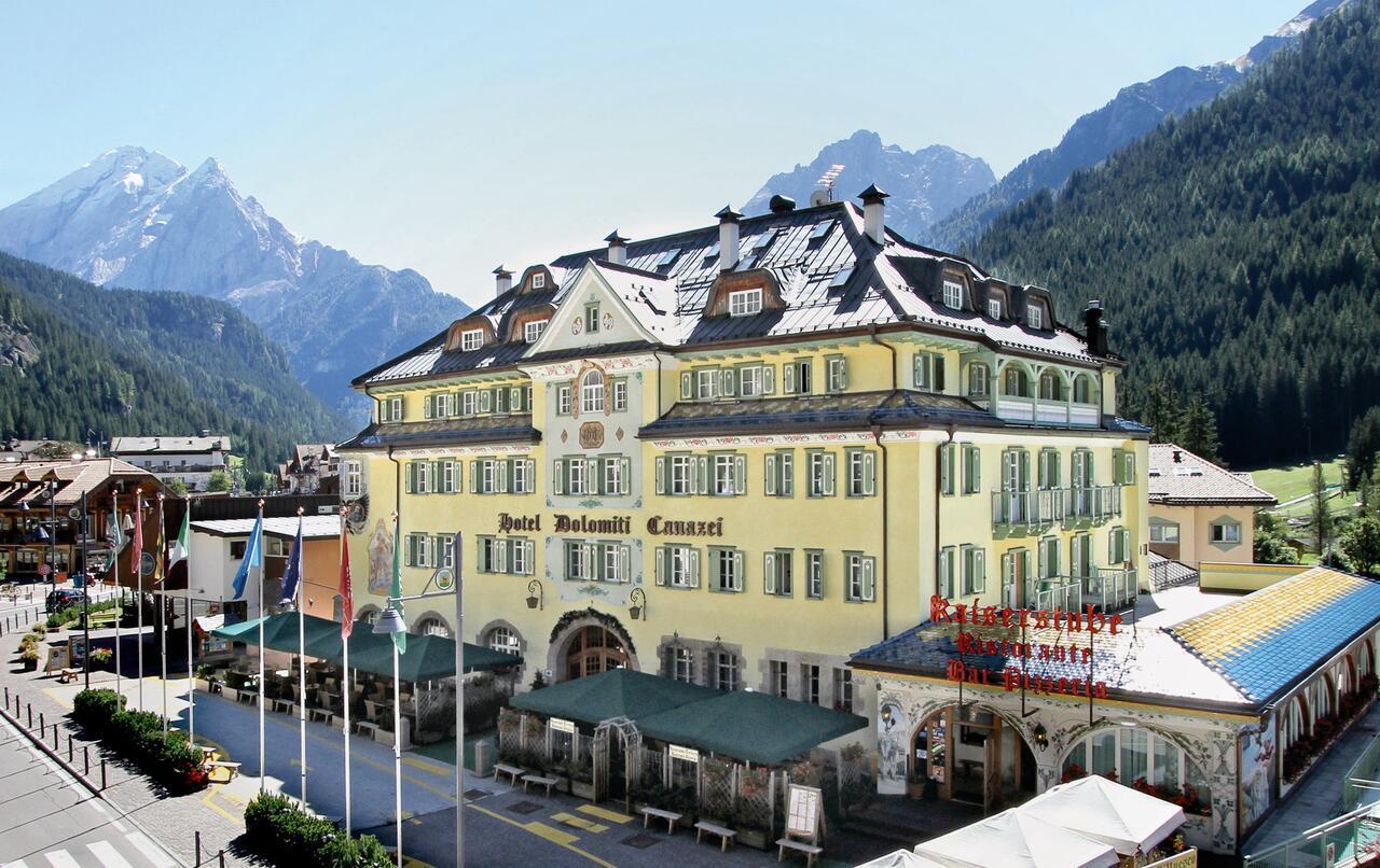 Hotel Dolomiti Schloss Canazei Dış mekan fotoğraf